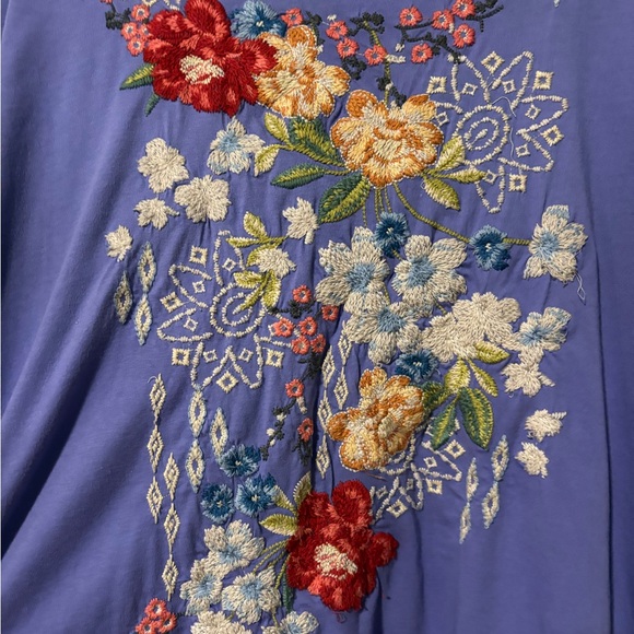 Johnny Was light purple Josephine relaxed Floral Embroidered Short Sleeve Top - Picture 3 of 10